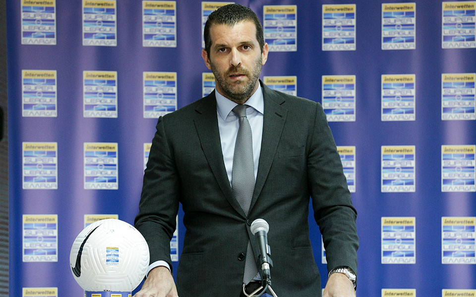 παραίτηση-μπουτσικάρη-από-τη-σούπερ-λ-561520159