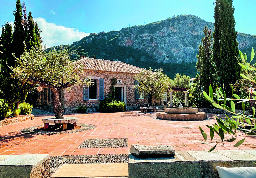 Γλυκιά Καρδαμύλη του φθινοπώρου, με φεστιβάλ τζαζ, λαδερά και βουτιές-1