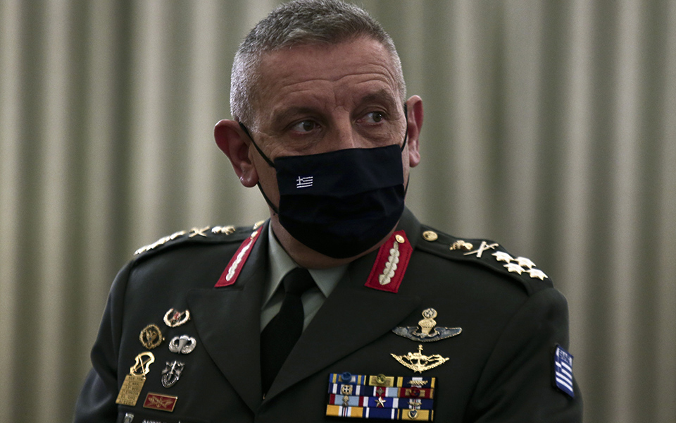 αρχηγός-γεεθα-τιμήθηκε-με-το-μετάλλιο-561551842