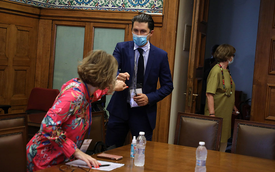 εκλογές-κιναλ-κατέθεσε-τις-υπογραφές-561550606