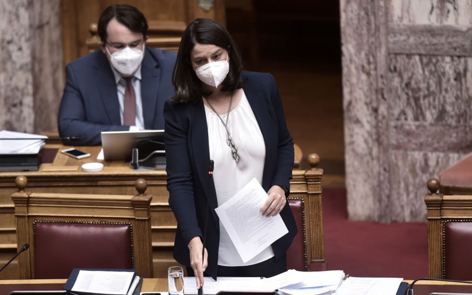 αγωγή-κεραμέως-κατά-αδεδυ-για-τη-νέα-απ-561529816