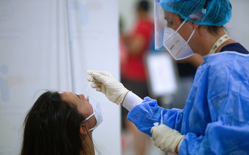 ανεμβολίαστοι-εργαζόμενοι-πώς-θα-διε-561547351