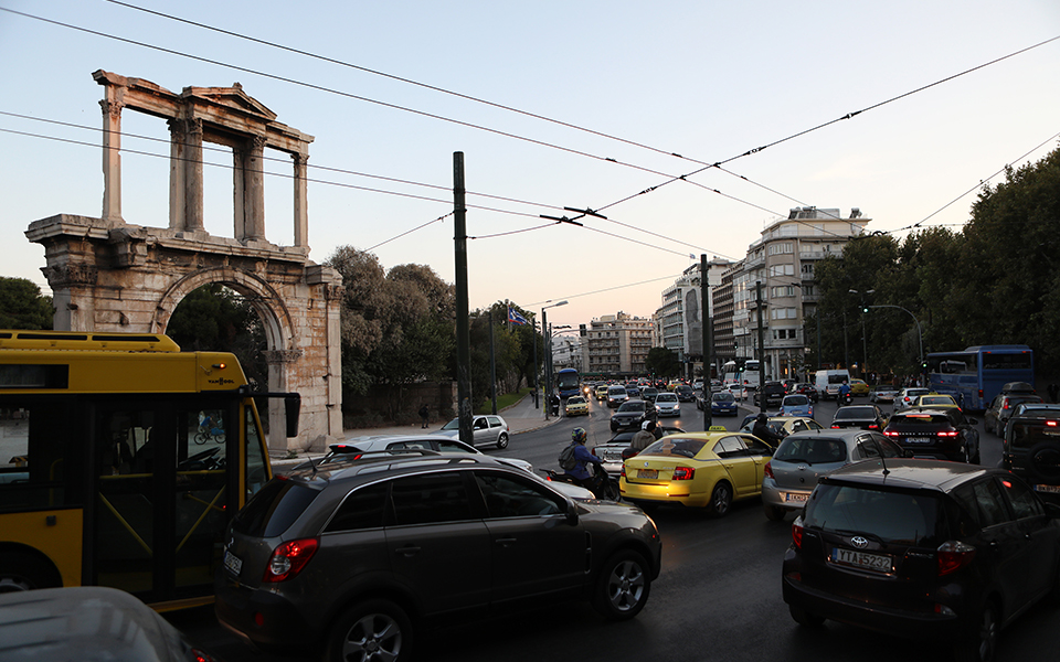 κυκλοφοριακό-πάμε-προς-τα-πολύ-χειρό-561533755