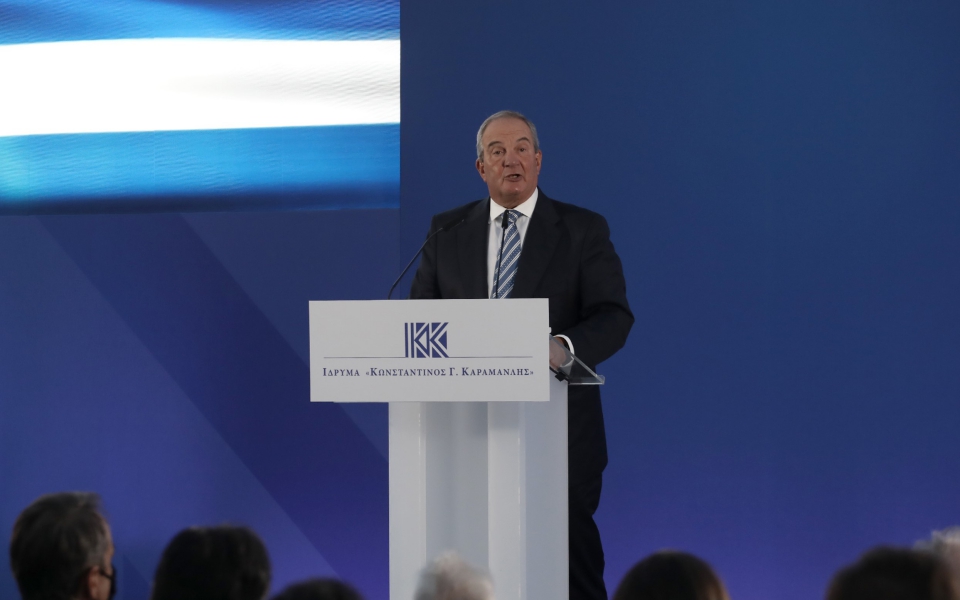 κ-καραμανλής-αποχαιρετούμε-τη-φώφη-γε-561556195