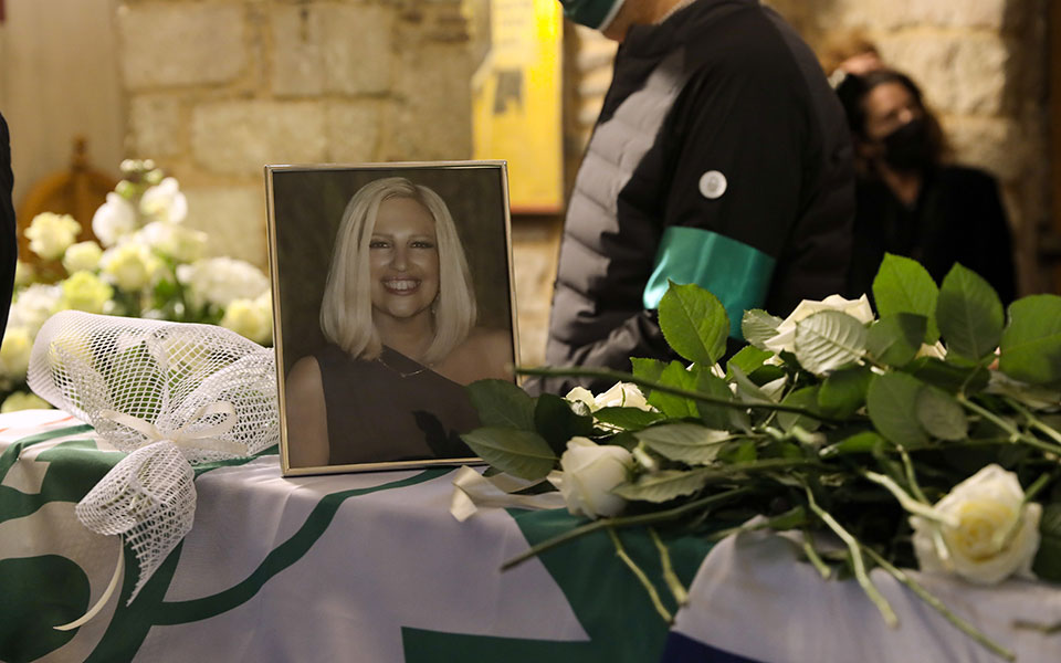 φώφη-γεννηματά-σε-λαϊκό-προσκύνημα-στ-561559240