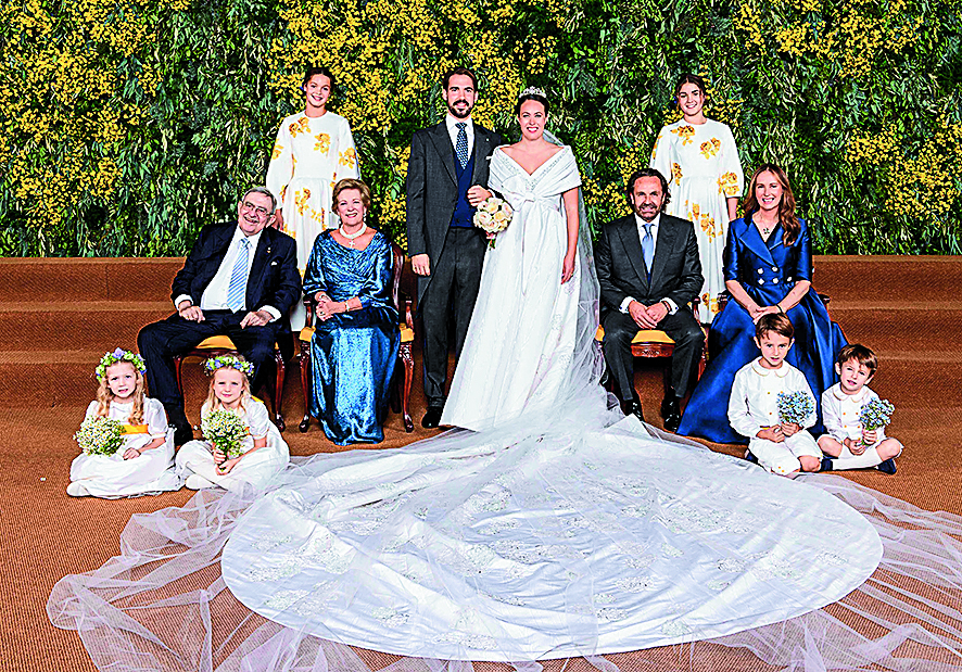 Λαμπροί βασιλικοί γάμοι Φιλίππου και Νίνα Φλορ στη Μητρόπολη Αθηνών-1