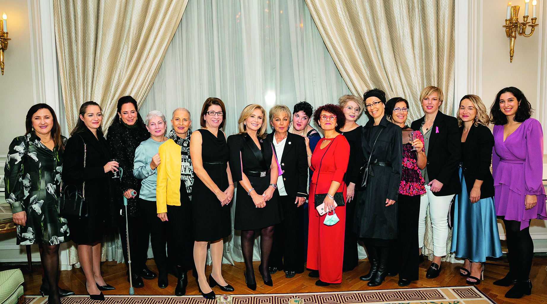 μανα-ένα-σπίτι-φροντίδας-και-υποστ-561563110