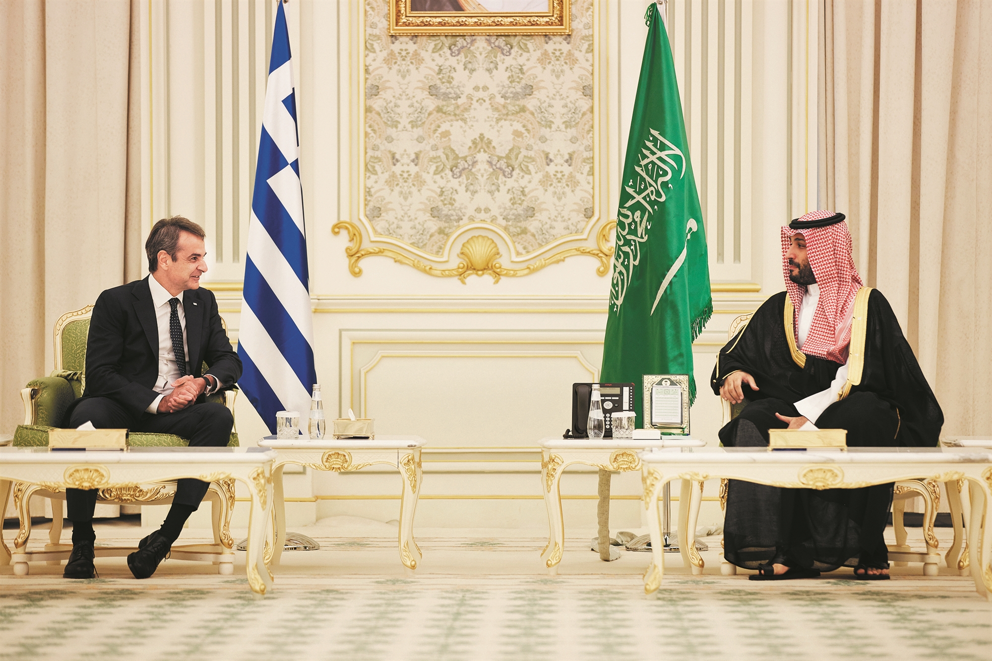 ισχυροί-δεσμοί-με-το-ριάντ-561558421