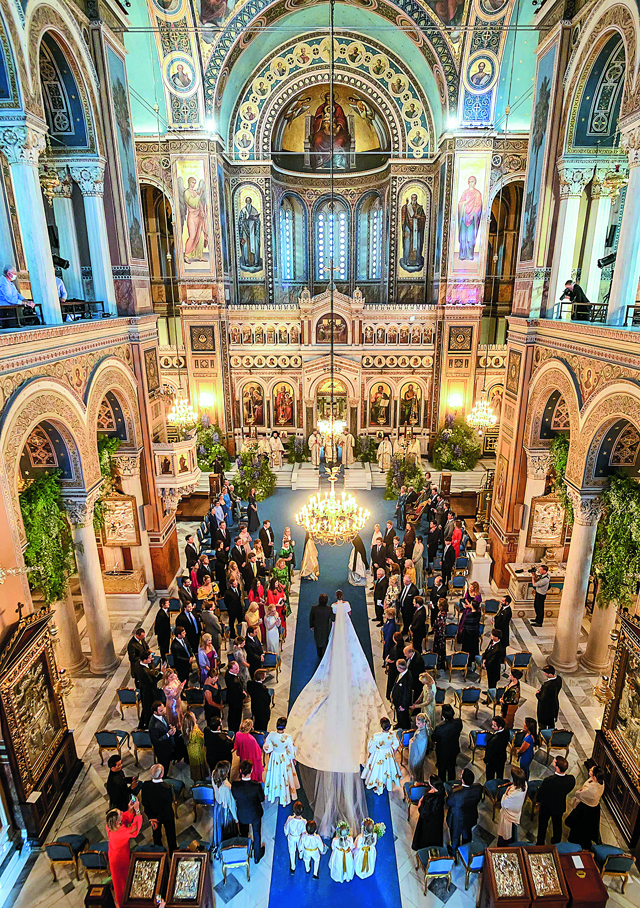 Λαμπροί βασιλικοί γάμοι Φιλίππου και Νίνα Φλορ στη Μητρόπολη Αθηνών-2