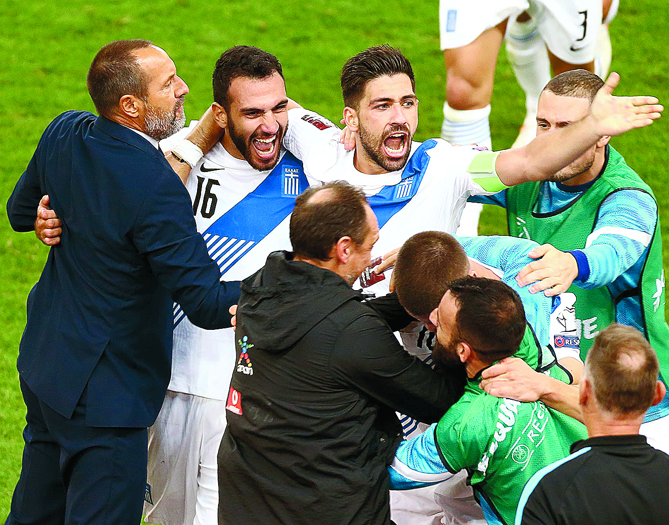 Προστατέψτε το ποδόσφαιρο με νόμους-1