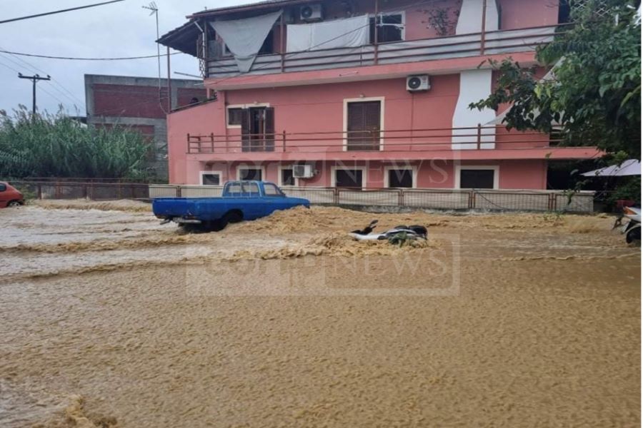 κακοκαιρία-μπάλλος-εγκλωβισμένοι-561539632