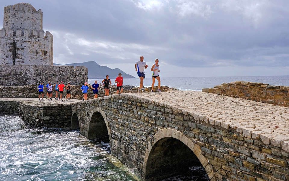 έτρεξαν-για-την-ελευθερία-561547393