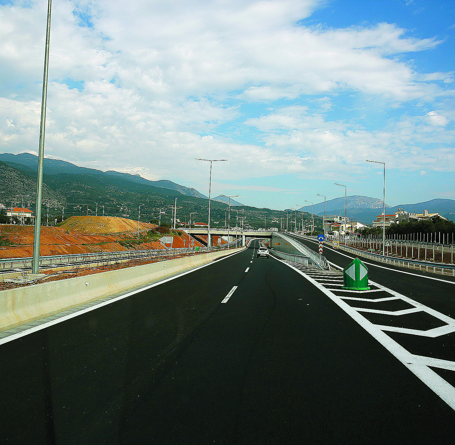 με-σδιτ-υλοποιούνται-οδικά-έργα-ύψους-1-561552988