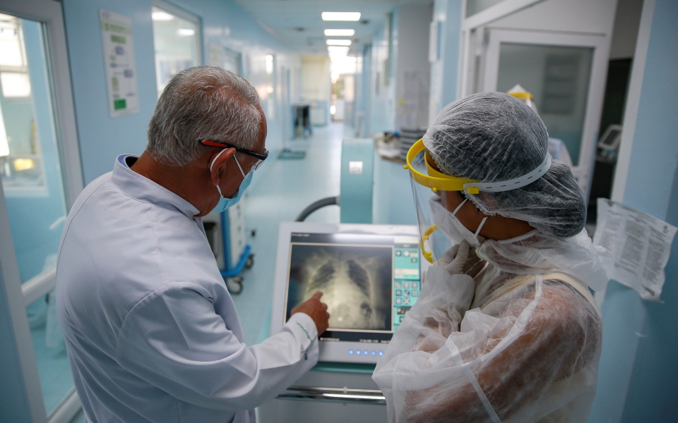 κορωνοϊός-2-876-νέα-κρούσματα-34-θάνατοι-334-δι-561525319