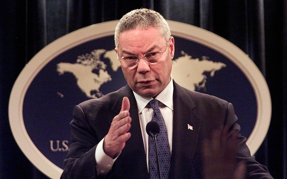 πέθανε-ο-κόλιν-πάουελ-από-επιπλοκές-το-561545422