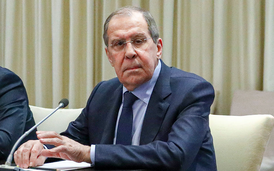 λαβρόφ-η-ρωσία-αναστέλλει-τις-δραστηρ-561545407