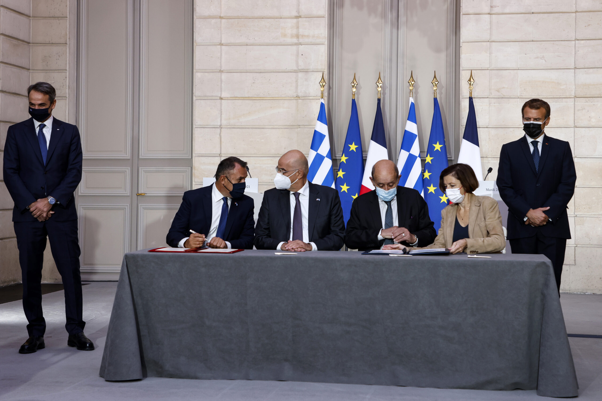 συμφωνία-ελλάδας-γαλλίας-κατατέθηκ-561521188