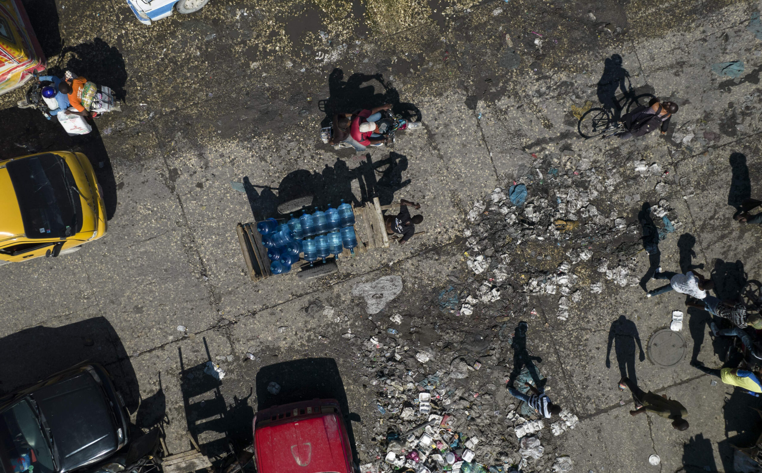 αϊτή-συμμορία-κρατά-ομήρους-αμερικαν-561547540