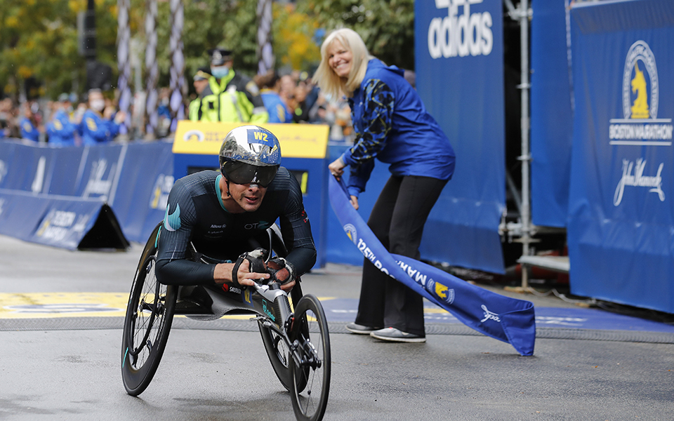 Η πανηγυρική, φθινοπωρινή επιστροφή του Μαραθωνίου Βοστώνης (φωτογραφίες)-8
