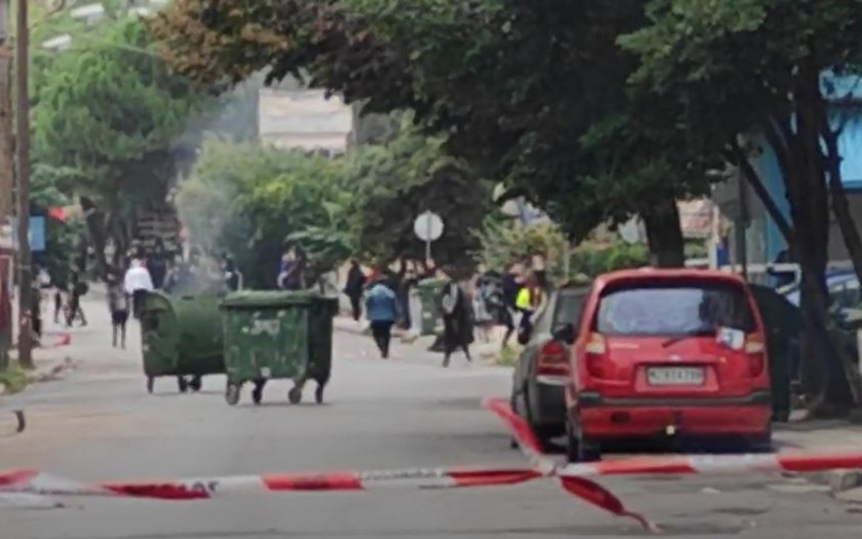 θεσσαλονίκη-νέα-επεισόδια-έξω-από-το-ε-561520048