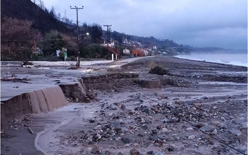 κακοκαιρία-αθηνά-καταστροφικό-το-π-561532954