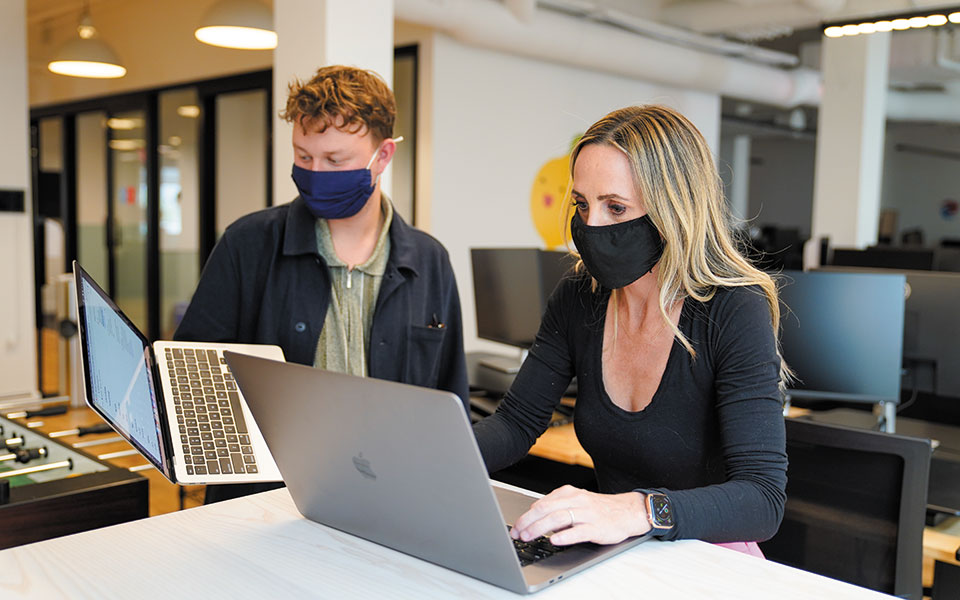 η-πανδημία-άλλαξε-τη-σχέση-ζωής-και-εργ-561520054