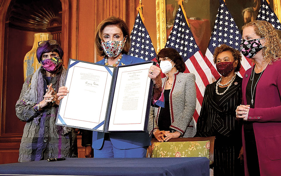 ηπα-διχασμένοι-οι-δημοκρατικοί-στο-κο-561521428