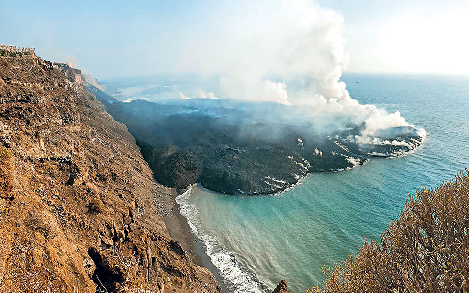 χερσόνησος-λάβας-στα-κανάρια-νησιά-561521485