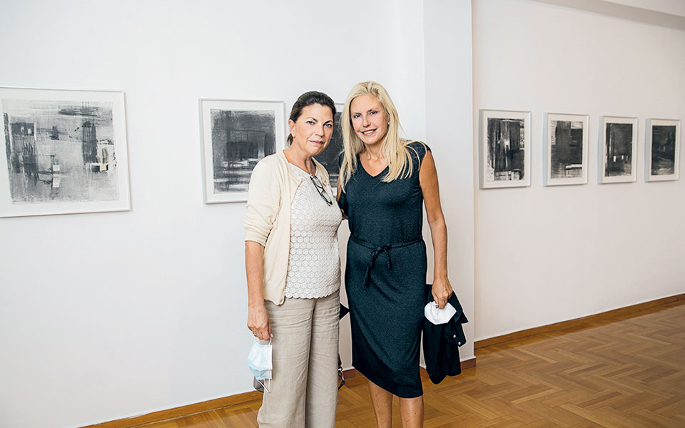 με-φίλους-και-συνοδοιπόρους-τα-εγκαίν-561525190