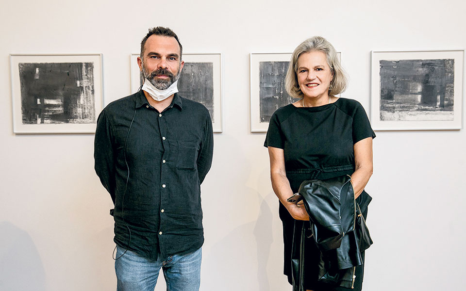 Με φίλους και συνοδοιπόρους τα εγκαίνια της έκθεσης του Γιάννη Αδαμάκου-2