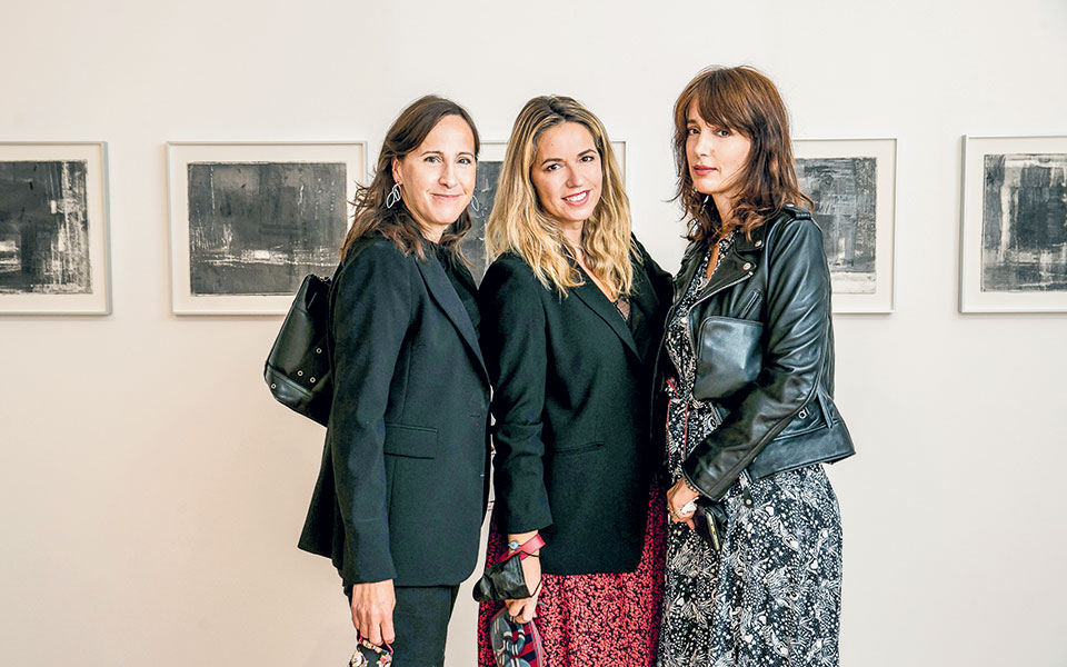 Με φίλους και συνοδοιπόρους τα εγκαίνια της έκθεσης του Γιάννη Αδαμάκου-3