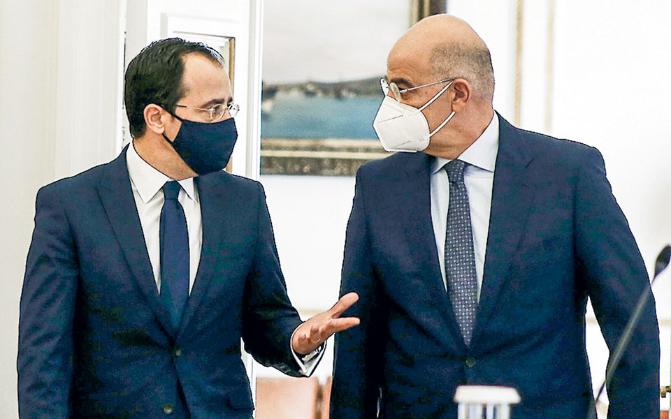 η-ελλάδα-δεν-εκφοβίζεται-από-κανέναν-561524551