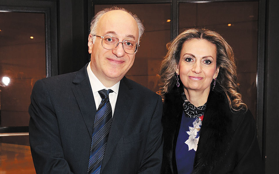 Ουρανία Εφραίμογλου, 1932-2021. Ministrare non ministrari-3