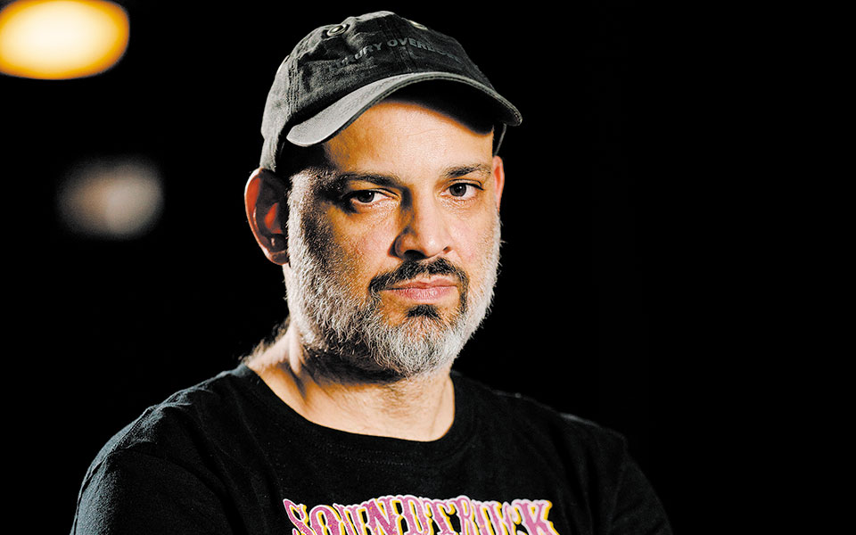 Ηρωες και αντιήρωες, θύματα και θύτες-1