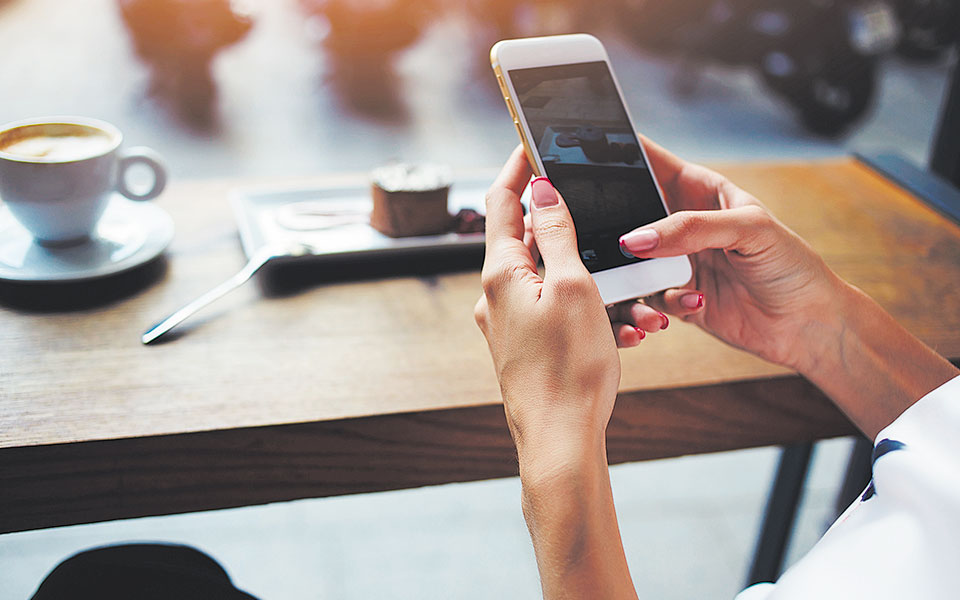 κράτηση-θέσης-στο-έξυπνο-λεωφορεί-561527980