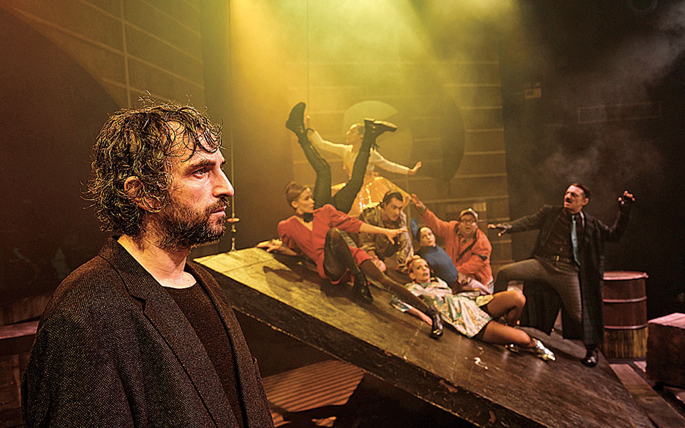 άρης-σερβετάλης-αποχώρησε-από-παράστ-561540577