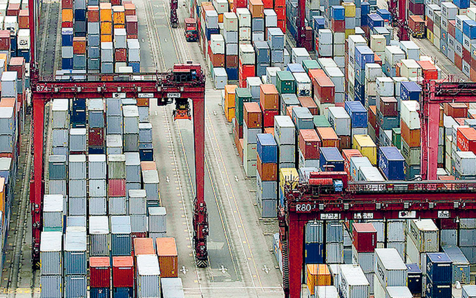 επιβράδυνση-στην-κίνα-απώλειες-στην-561546535