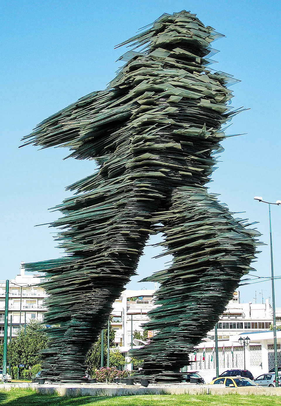 Όταν η πόλη «σκοτώνει» τα γλυπτά της-2