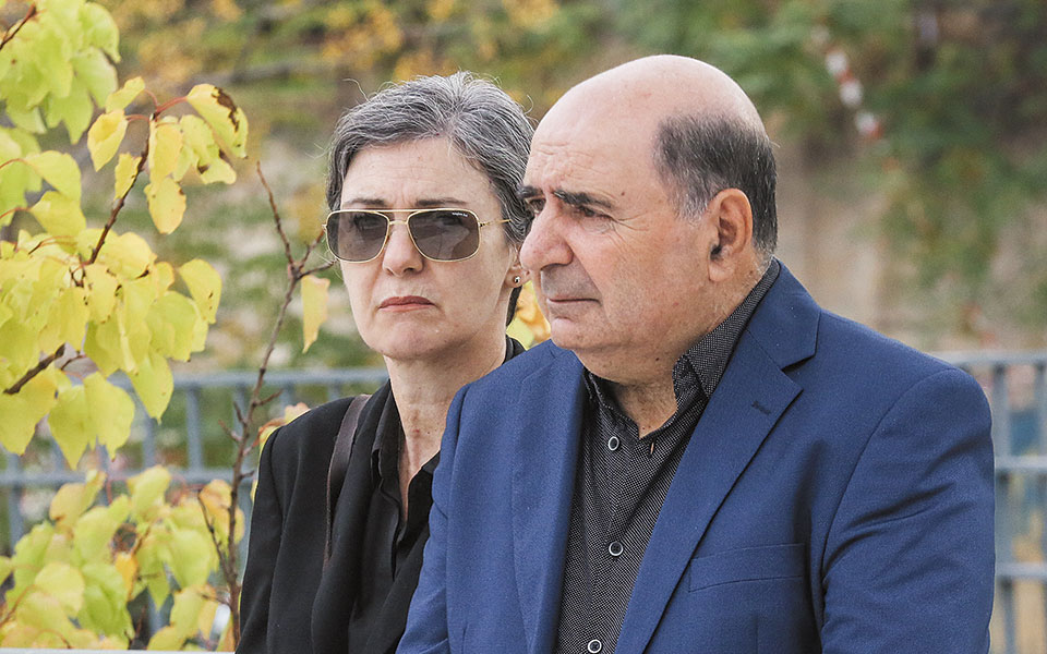 ζακ-κωστόπουλος-τρία-χρόνια-μετά-άρχι-561550114