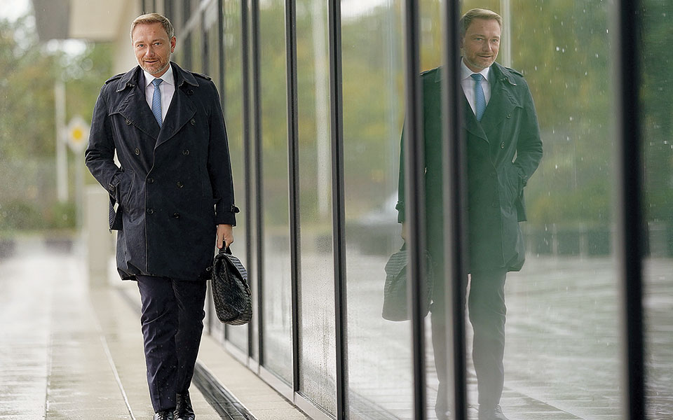 συστημικός-κίνδυνος-για-την-ευρώπη-ο-λ-561551851