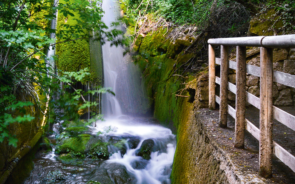 στα-αρχαία-μονοπάτια-του-παρνασσού-561520564