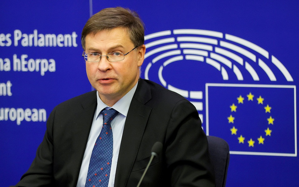 β-ντομπρόφσκις-στην-κ-όχι-στην-αλλαγ-561559306