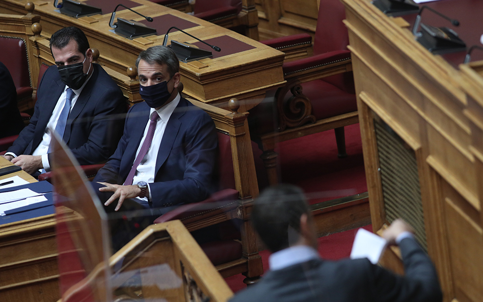 βουλή-σύγκρουση-για-πανδημία-και-εμβο-561545167