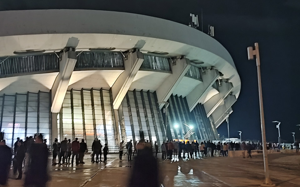 ο-καιρός-της-βροχής-έφτασε-561559888