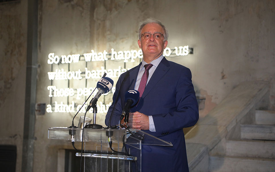 κ-τασούλας-υποδέχθηκε-τους-προέδρους-561550447