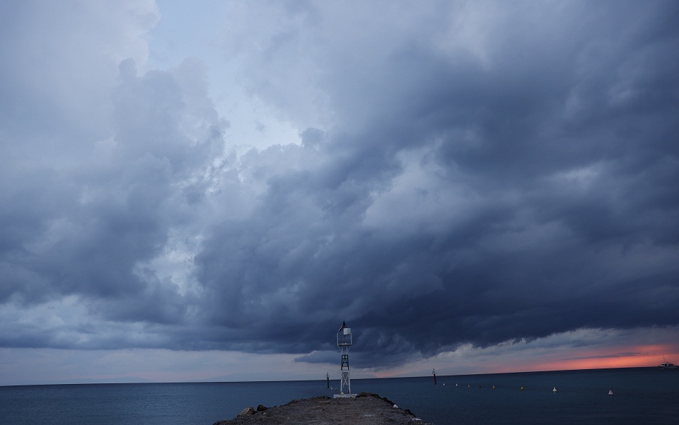 κακοκαιρία-νέες-καταιγίδες-και-χαλαζ-561533119