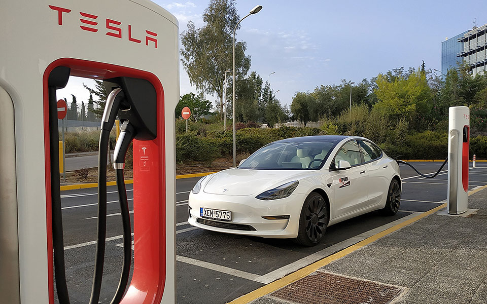 κεφαλαιοποίηση-άνω-του-1-τρισεκατομμυ-561557809