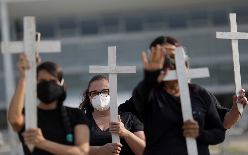 Βραζιλία: Κατηγορίες Γερουσίας κατά Μπολσονάρου για εγκληματικό χειρισμό της πανδημίας-1