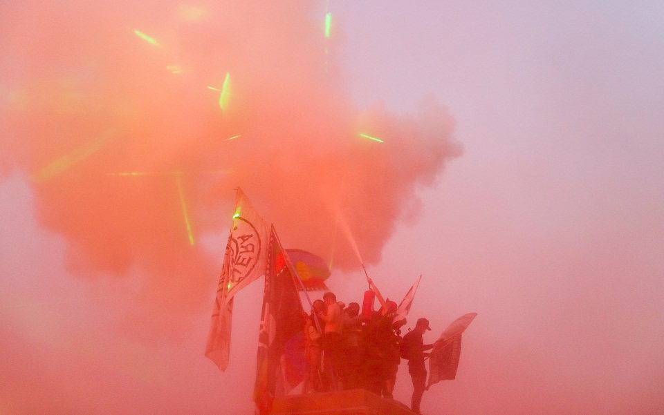 Χιλή: Δύο νεκροί, δεκάδες τραυματίες από τα επεισόδια στην επέτειο της Έκρηξης (εικόνες)-3