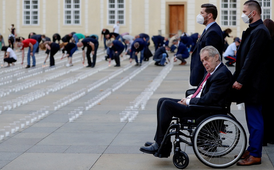 τσεχία-στην-εντατική-ο-πρόεδρος-ζέμαν-561533107